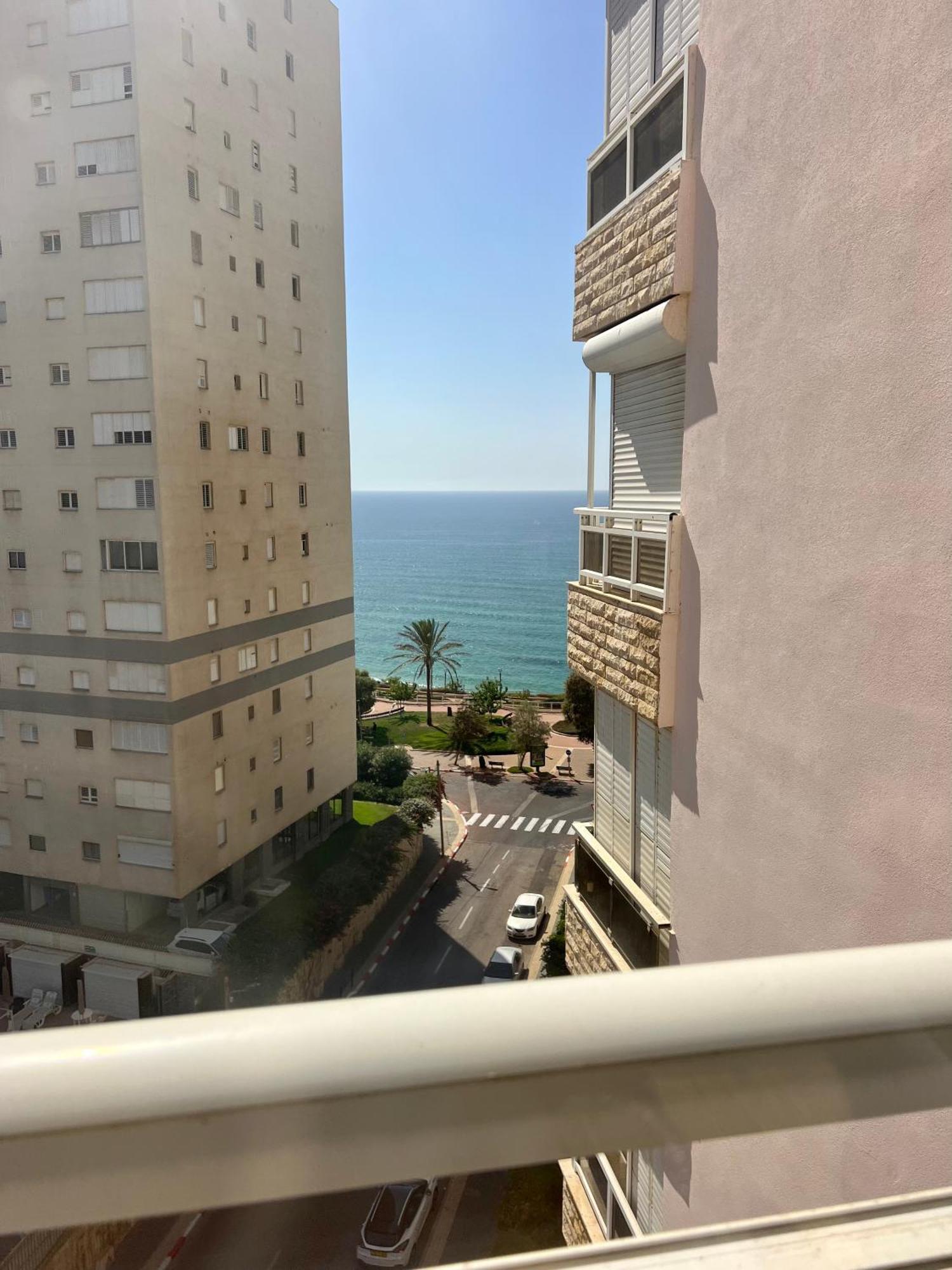 Appartamento The Symphony Of The Breeze Netanya Esterno foto